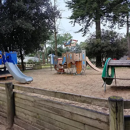 Mh 805 Bois Dormant Camping